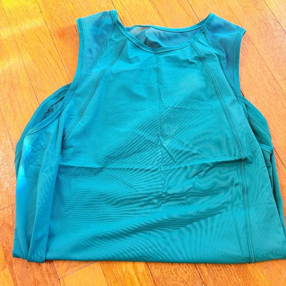 Lululemon Tank Top - Picture 2 of 2